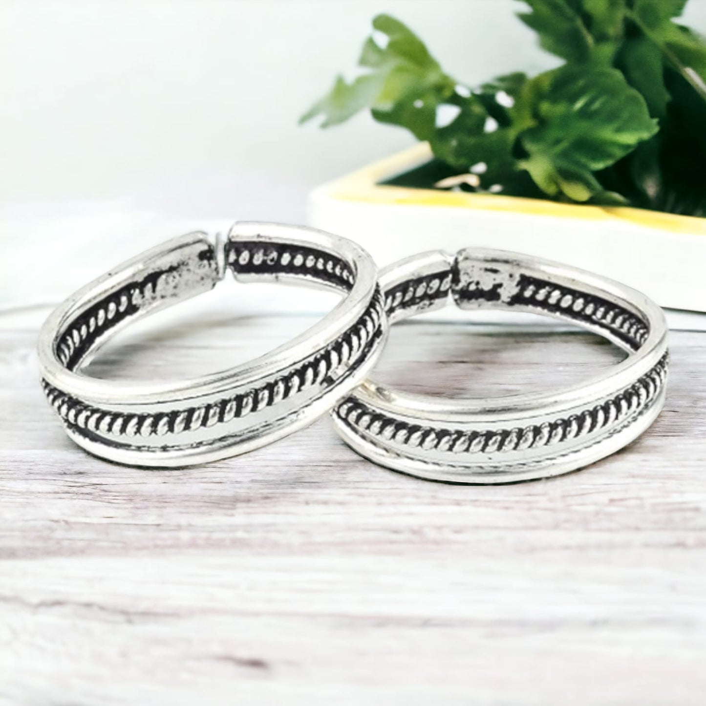 925 Sterling Silver Oxidised Toe Ring For Women