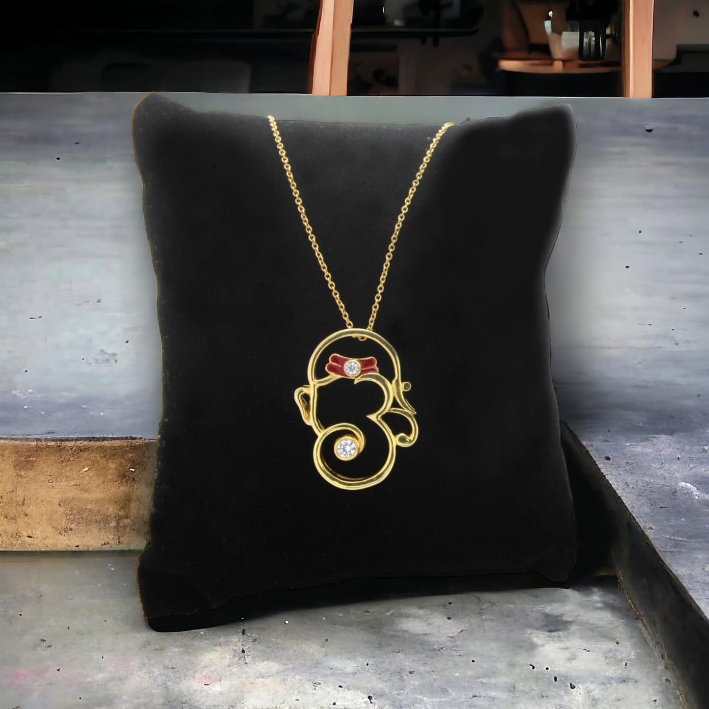 Om Sai Pendant with Chain