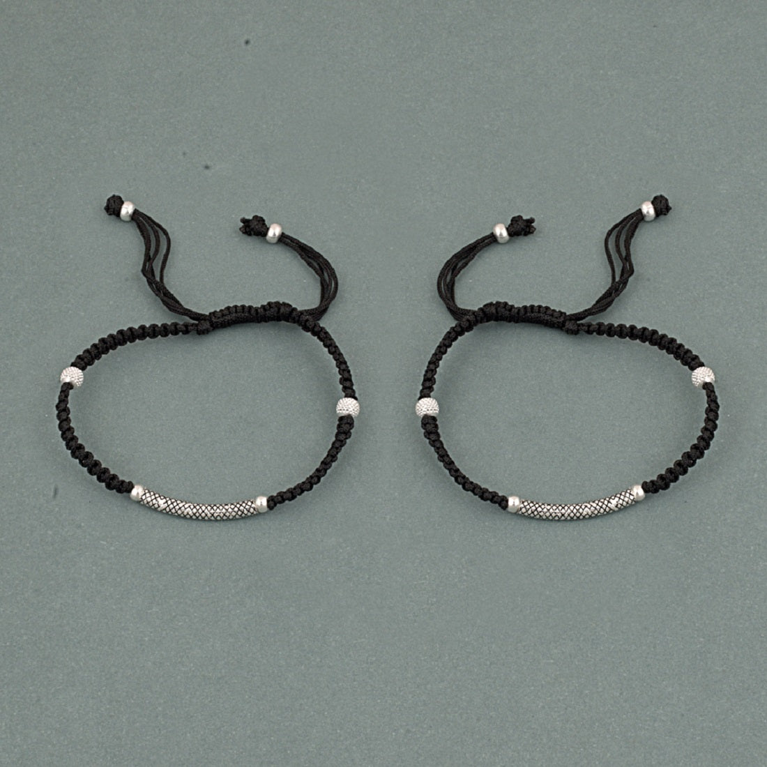 Curved Bar Black Thread Anklet