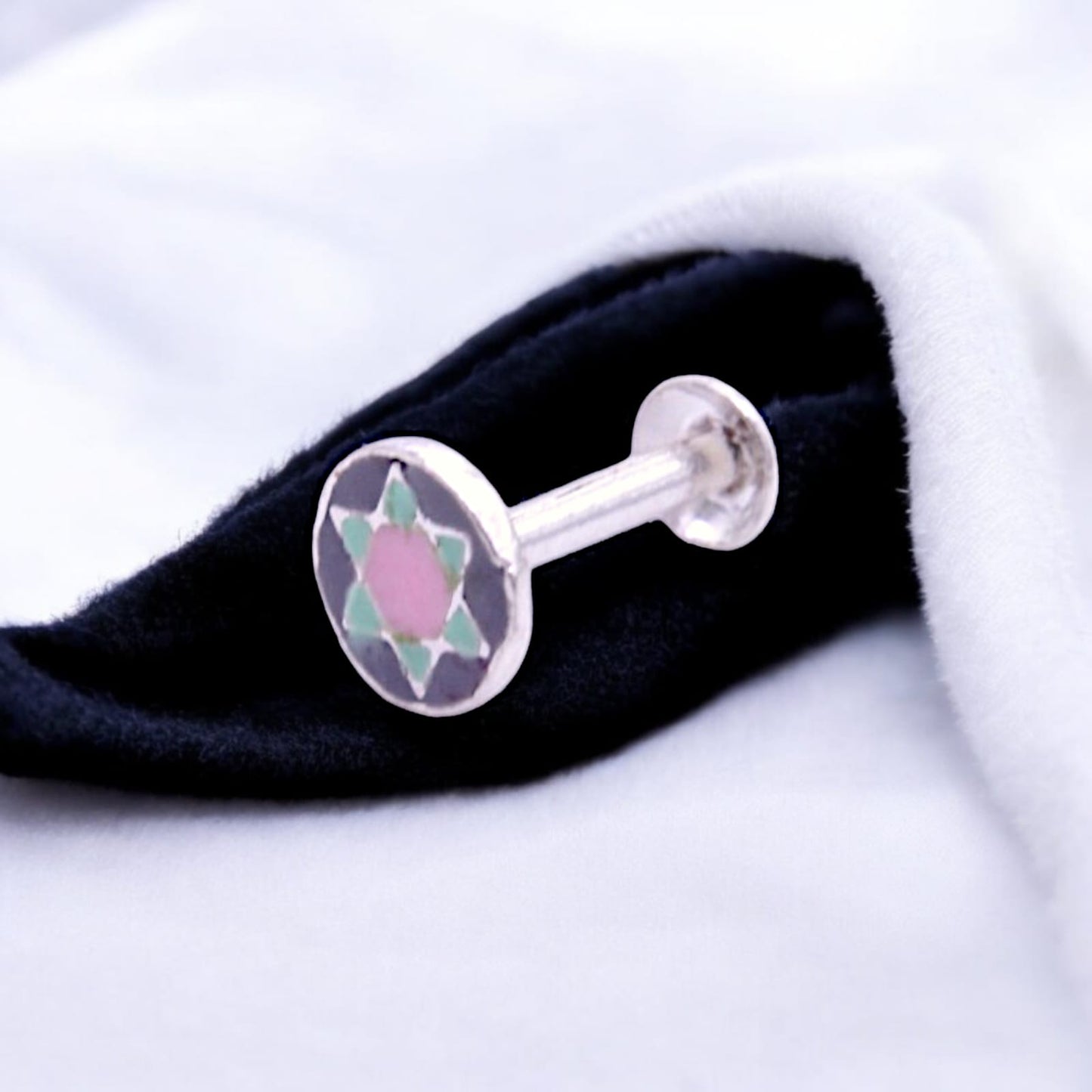 Pink and Green Star In Grey Circle Nose Pin