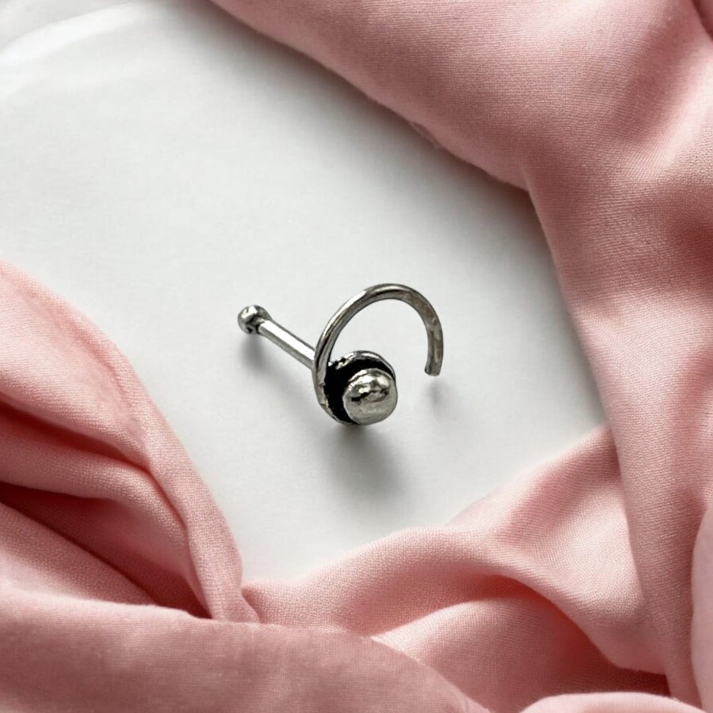 Spiral Shape Nose Pin With Wire