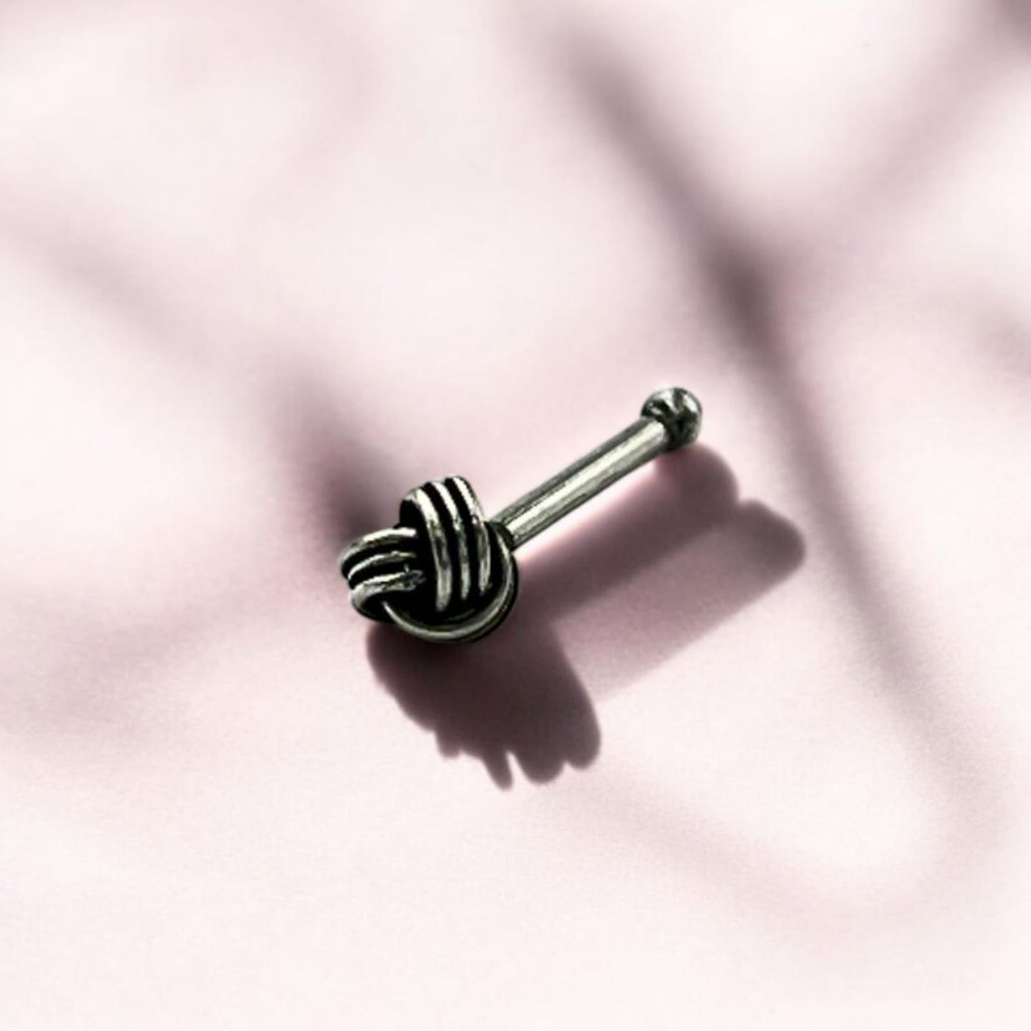 Small Knot Shaped Nose Pin