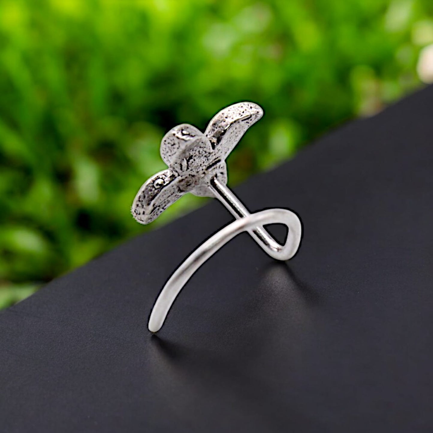 4 Leaf Oxidised Nose Pin Wire