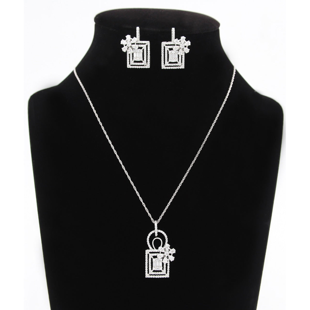 925 Sterling Silver Flower Design Pendant Set For Girls And Women