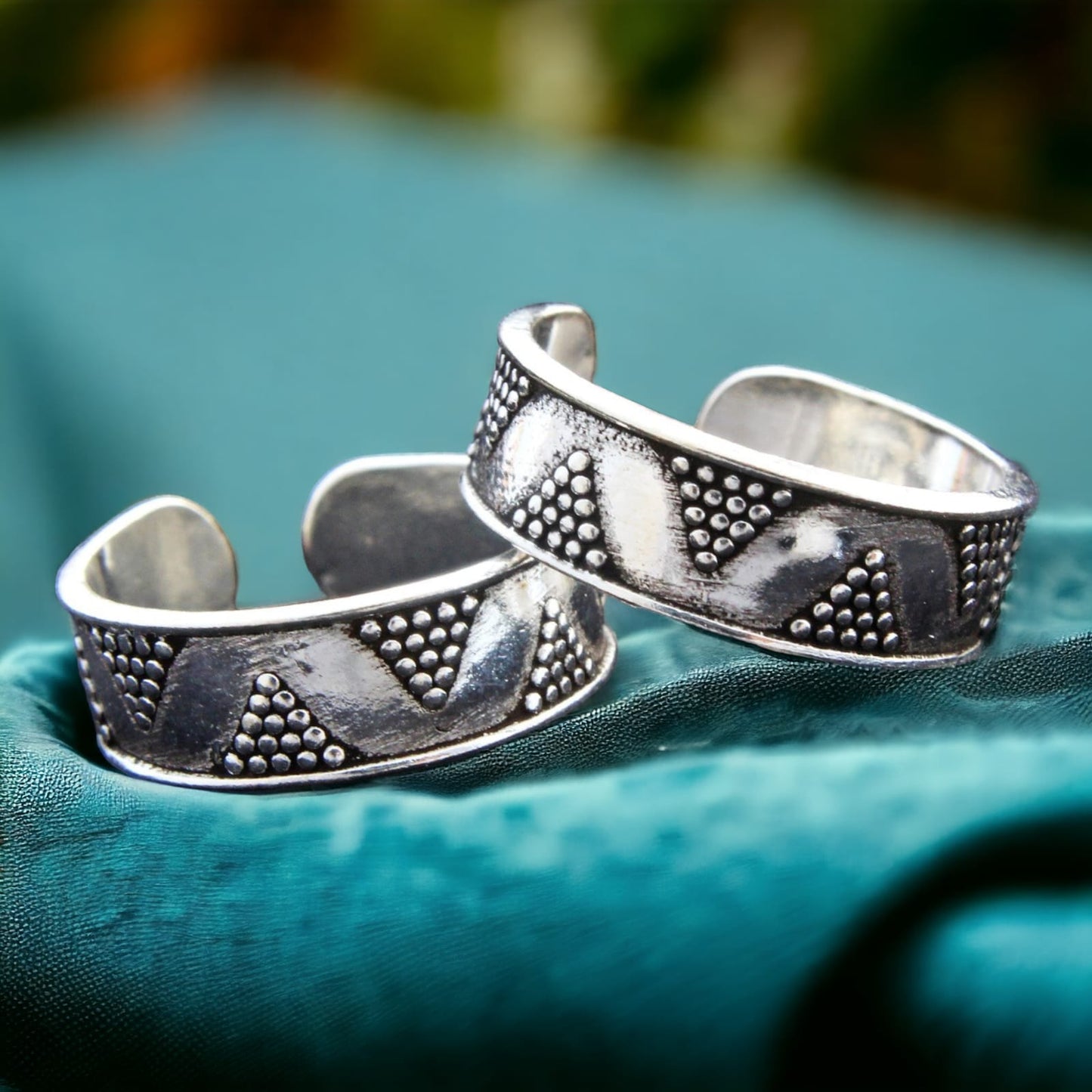 925 Sterling Silver Dotted Toe Ring For Women
