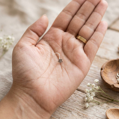 Leaf Flower Nose Pin