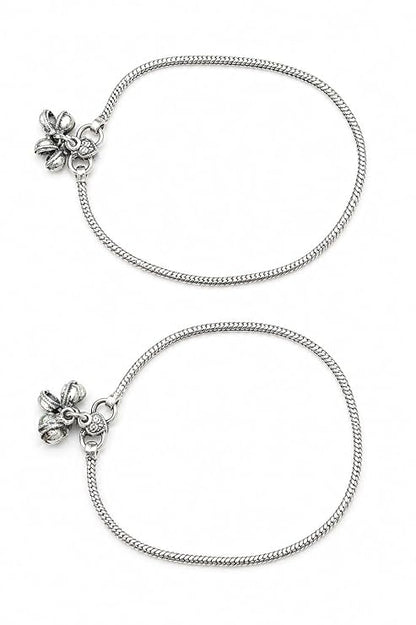 Silver-Tone Floral Charm Snake Chain Anklet