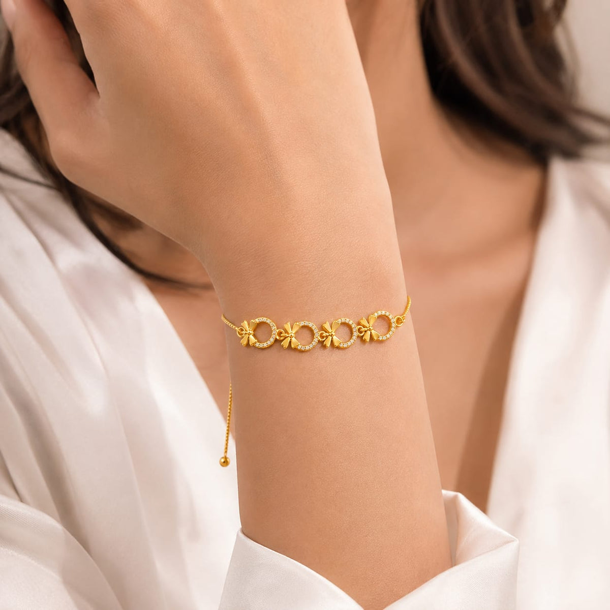 Gold Plated Circle Link Bracelet