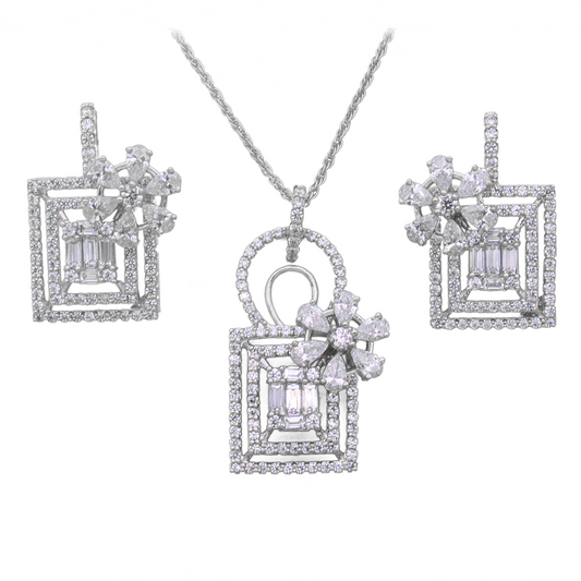 Flower Design Pendant Set